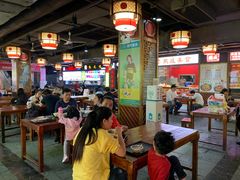 大堂-水街美食城(泛宇邕江一品店)