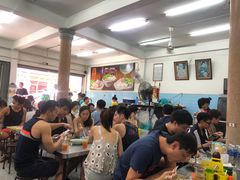 -榮泰米粉湯(Left Shop)