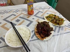 -尹记餐馆(花园店)