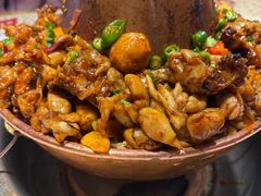 -老佛爷铜炉蛙锅(东门老街店)