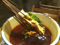 -拈签一笑黄牛肉辣卤串串