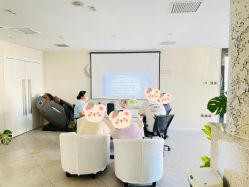 -月之旅·尊 高端月子会所(科馨别墅一店)