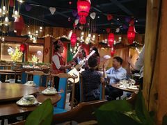 大堂-老滇山寨•云南特色菜•地方菜•民族风情歌舞表演(金碧店)