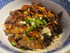 蛤蜊猪肝面-沪西老弄堂面馆(定西路店)