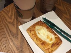 -星巴克(郑州曼哈顿广场店)