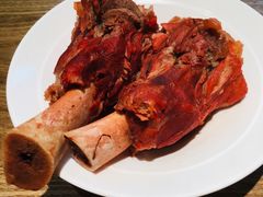 金牌酱棒骨-上关雪東北菜(中房金谊店)