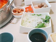 -左庭右院鲜牛肉火锅(浦江欢乐颂店)