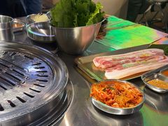 -哈哈碳都·牛肋条无限自助烤肉(宝龙店)