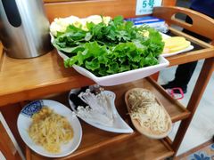 -楼外楼大刀肉传统火锅居(博学路店)