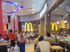 -麦当劳(中二横路店)
