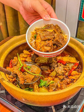 香香甜甜，很合我口味!搭配热乎乎的香辣牛腩真是恰到好处！