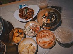 -草家酱蟹炭火烤肉店(珲春南路一店)