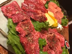 -炼火烤肉店