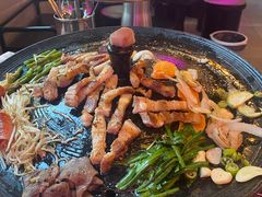-豚豚家돈돈가韩国锅盖烤肉(新北万达店)
