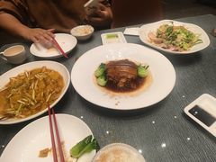 -凤凰园烤鸭店·唐山菜·传承花椒肉(老唐丰路店)