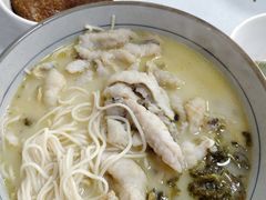 -明呈黄鱼面馆(斜土路店)