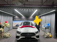 -上海星瀚奔驰4S店(红柳路店)