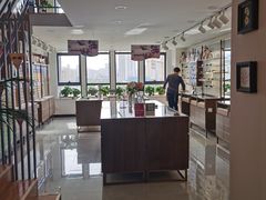-视野联行眼镜(西站中天健广场店)
