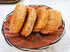秘制烧饼-万红路羊汤烧饼店(将台路店)