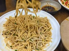 -叁煨蹄花·下饭盐帮菜(人民广场店)