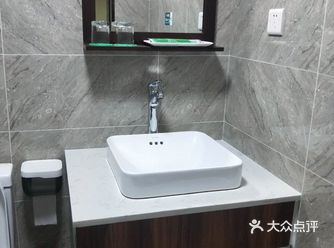上帝的服务感。房间大#房间很大