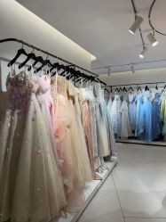 -城市花园婚纱摄影