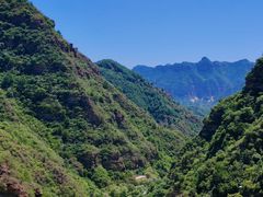 -爱情山风景区