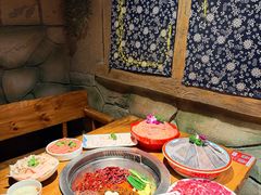 -城墙拐拐火锅(三峡广场黑金冠店)