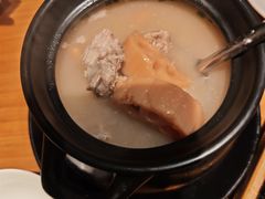 -莲餐厅·湖北菜·潜江小龙虾店(愚园路店)
