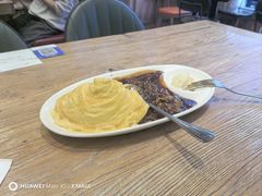 -玛格萝妮比萨屋(四平店)