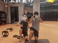 -超级猩猩健身·团课(铁机路迅博店)