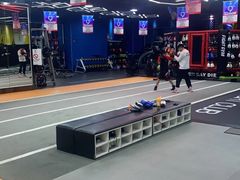 -成杰格斗·拳击·柔术·防身术(建设路店)
