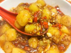 红烧米豆腐-恋拐子油爆虾·家常菜
