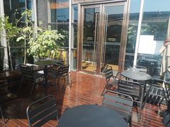 露天位-LIN COFFEE CO(龙珠达店)