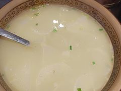 -富正毅三下锅·湘西韵味(天门山索道店)