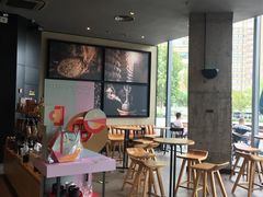 -星巴克臻选(郑州中原万达店)