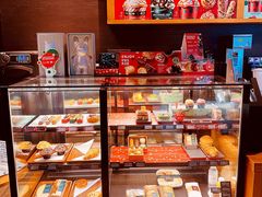 面包甜点陈列柜-星巴克(北京阜安路店)