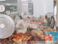 -陆稿荐观前街店