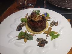 小牛里脊肉佐鹅肝-AZUL by FUEL蓝色·法式酒馆(琶醍店)