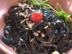 墨鱼汁意面-I HOLIC艾豪丽披萨(KKone店)