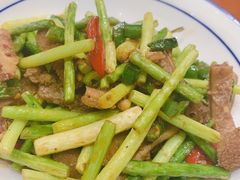 -琥珀老六龙虾(四里河店)