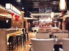 -大中华希尔顿酒店-念自助餐·嗨啤·小龙虾
