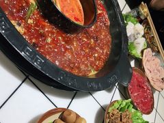 -扎起市井老火锅(乐山总店)