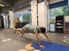 -超鹿运动(达信大厦店)