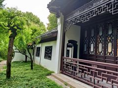 -汇龙潭