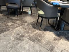 -北京保利大厦酒店(东四十条地铁站店)