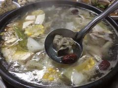 -威邵鸡煲(西华路总店)