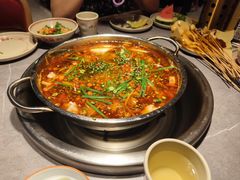 -吃城都·鱼蛙火锅(西玉龙街店)