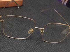 -回瑞眼镜·蔡司·依视路官方授权店(广益路万达店)