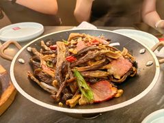 -东北范·金牌肘子·杀猪菜(美乐城店)